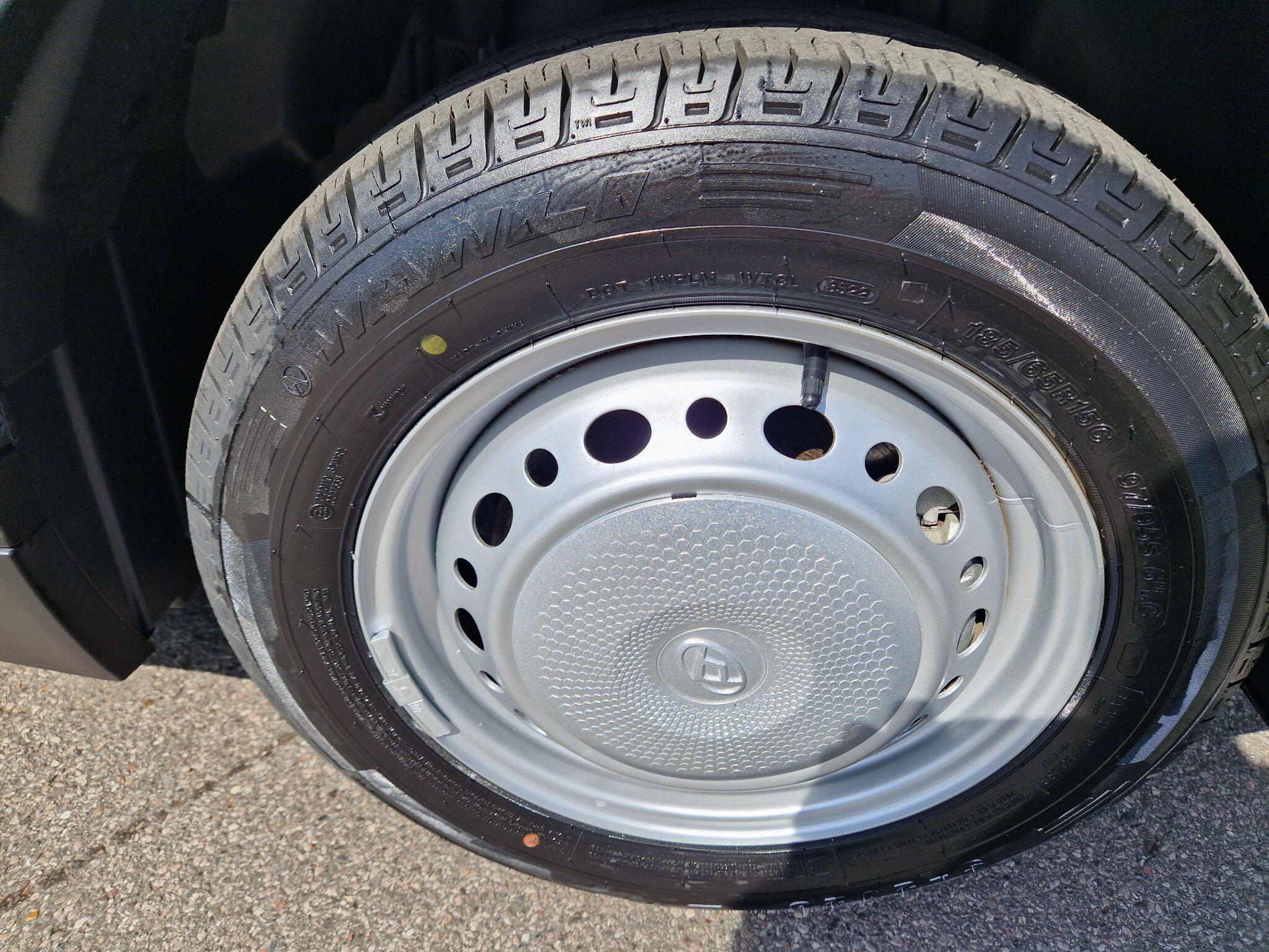 Maxus eDeliver 3 image 10